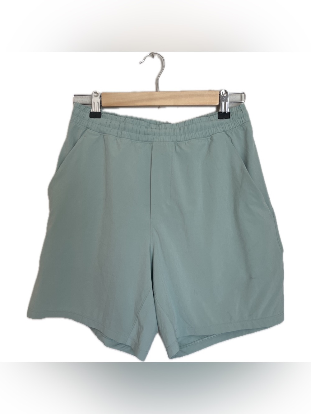 Lululemon Men’s Pace Breaker Short Linerless Light Green Seafoam 105